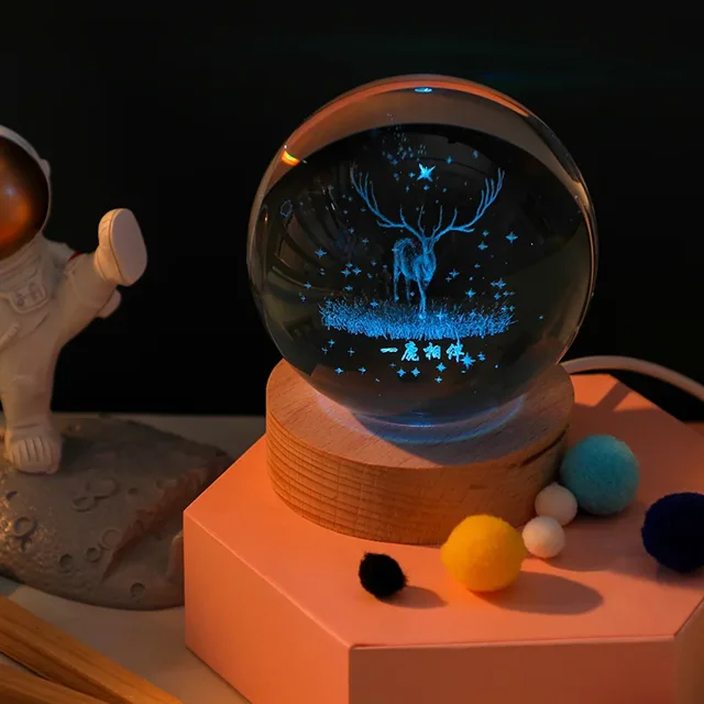 Ahşap Altlıklı Geyik Cam Küre RGB fotoğrafı – ahsap, altlikli, geyik, cam