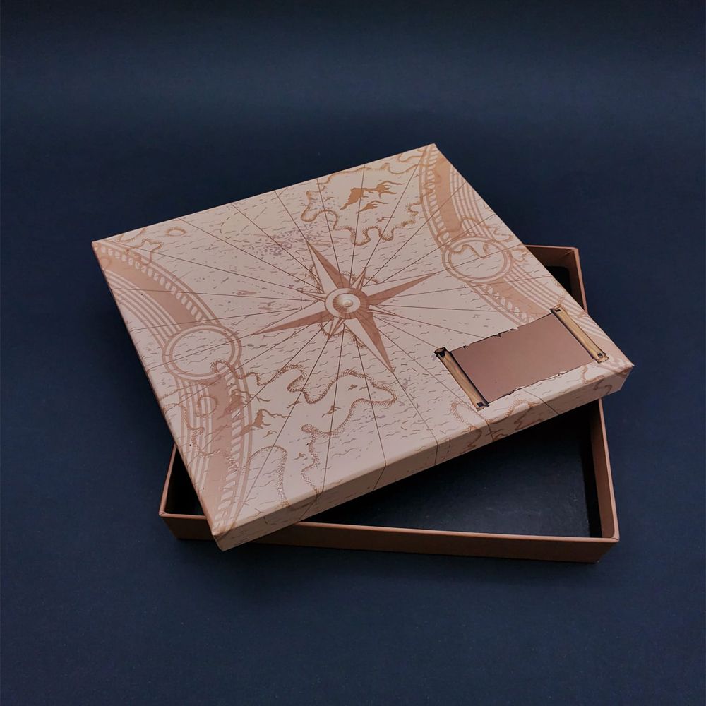 Kutu Pusula Temalı fotoğrafı – kutu, pusula, temali, Kutu Pusula Temali