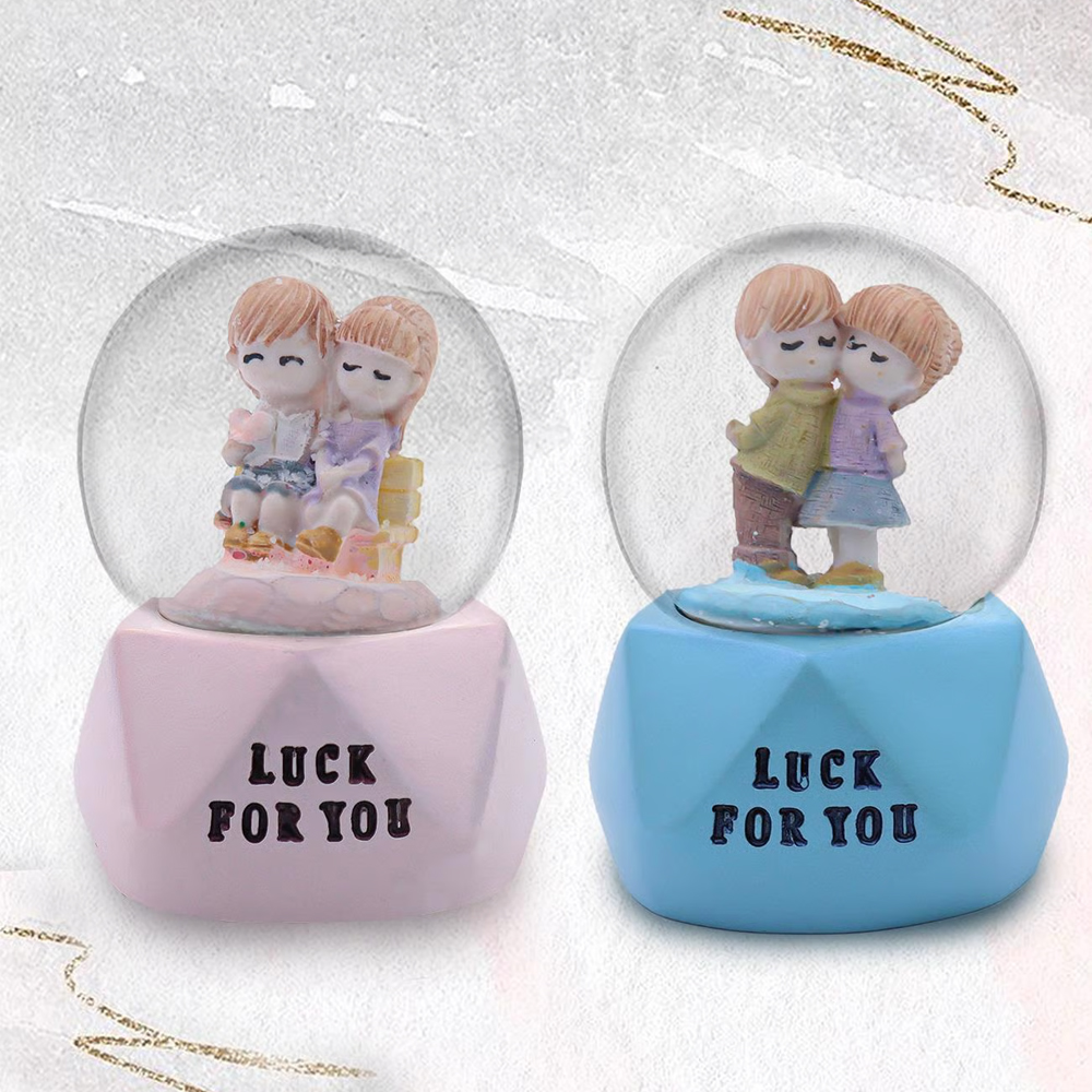 Mini Boy Işıklı Kar Küresi fotoğrafı – mini, boy, isikli, kar