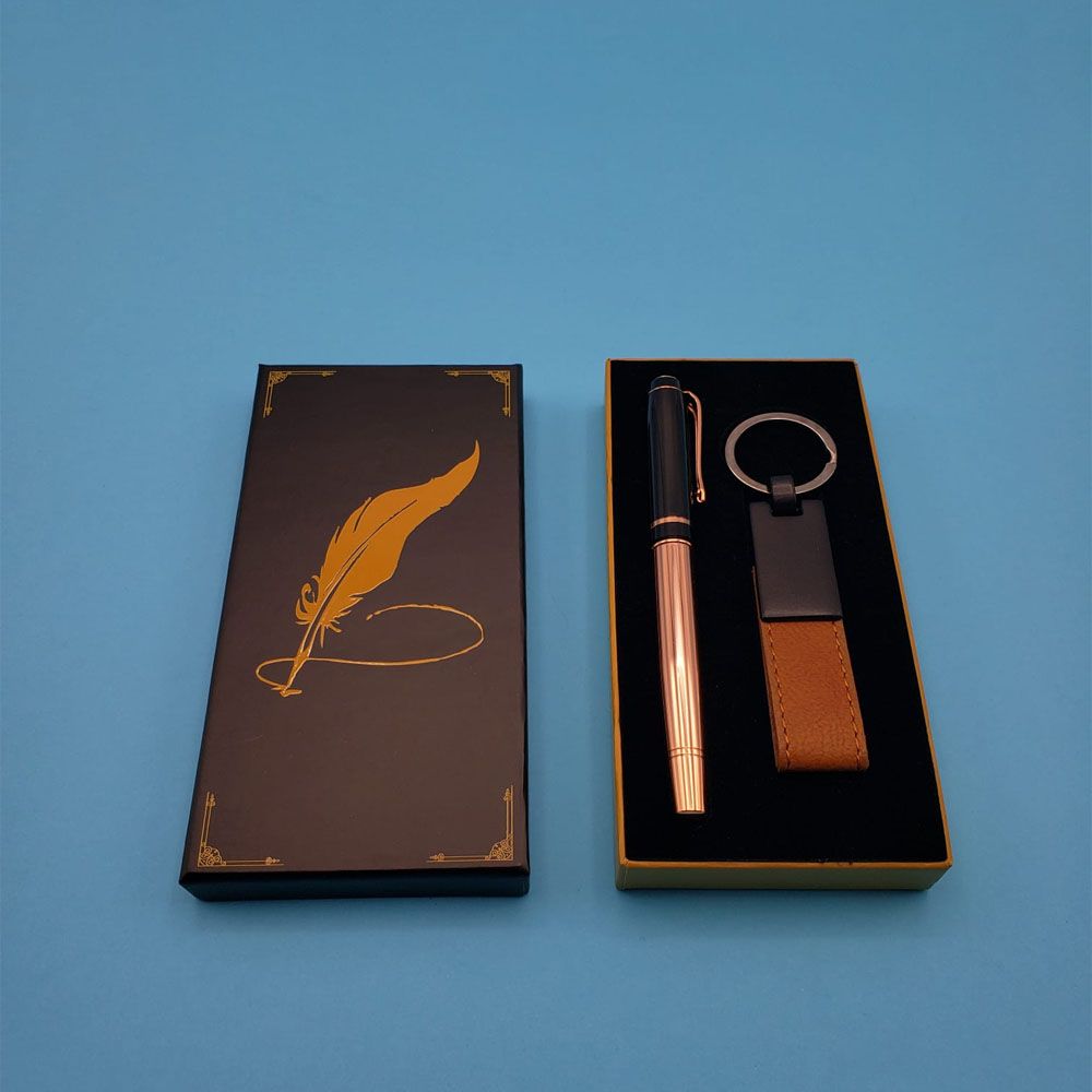 Roller Kalem Ve Anahtarlık fotoğrafı – roller, kalem, ve, anahtarlik